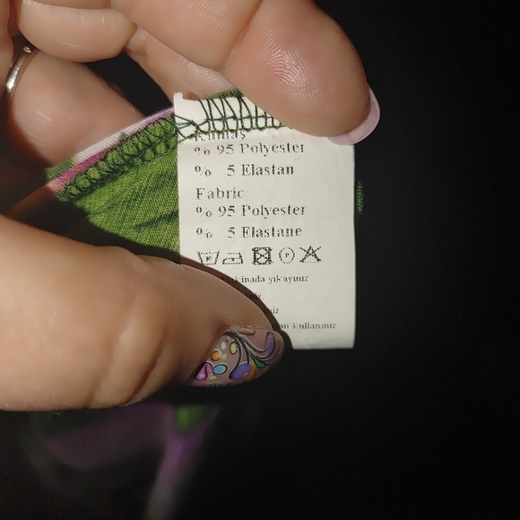 Elfe Maxi Dress With Vibrant Colors And Strechty material, Size Small - Picture 7 of 7